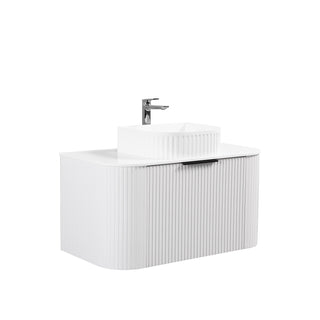 Meuble-Lavabo Mural 36po Blanc Mat Cannelé Incurvé avec Comptoir de Granit Blanc et Lavabo à Surface Solide