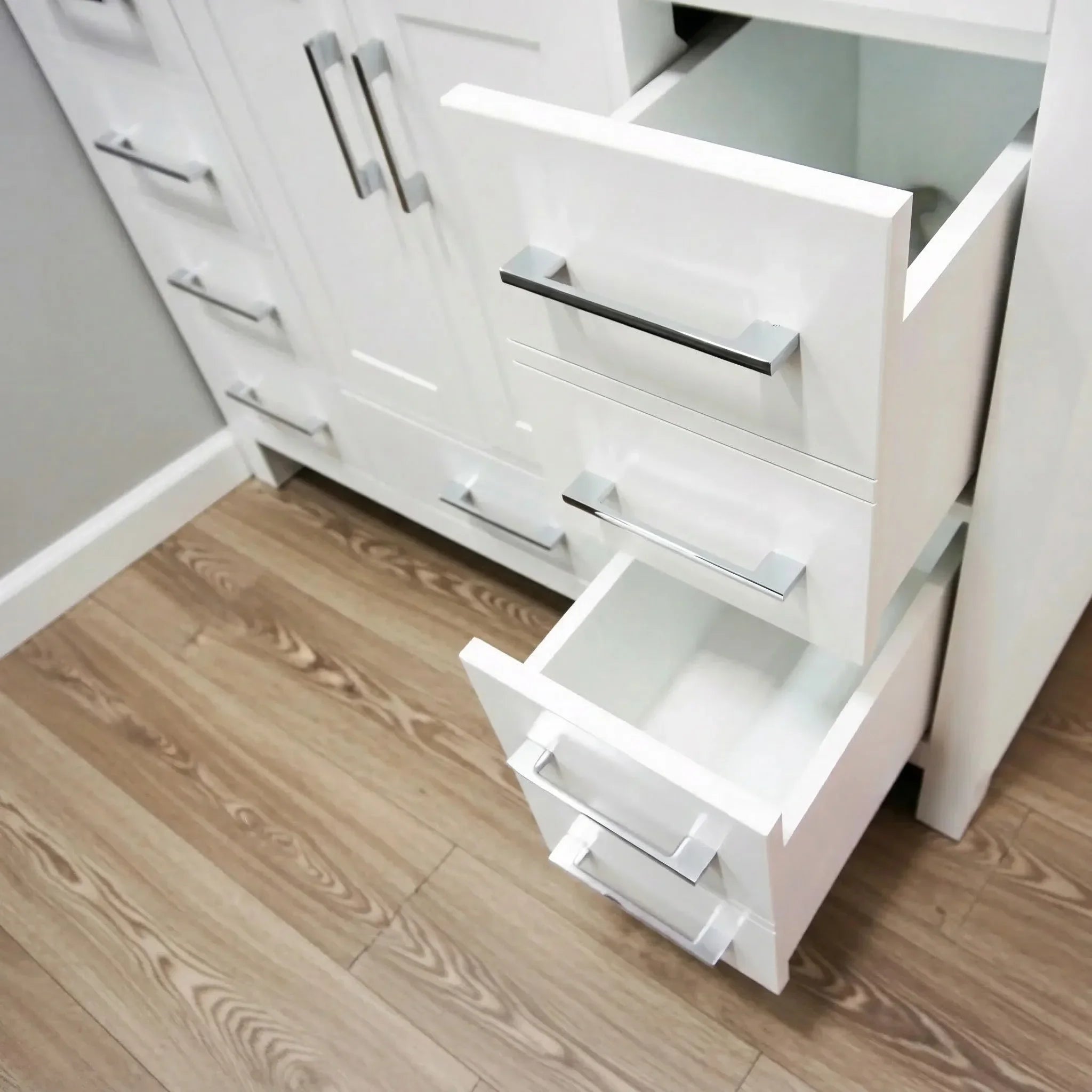 42" White Freestanding Single Sink Bathroom Vanity with Engineered White Marble Countertop