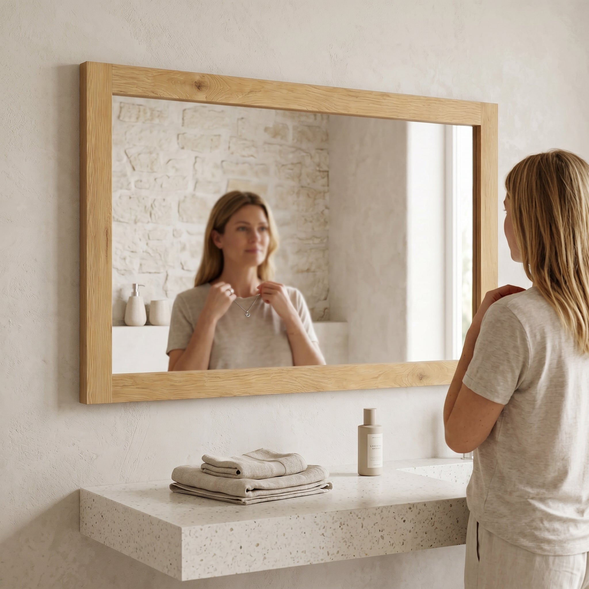 Miroir Rectangulaire Encadré Chêne Givré 48po pour Salle de Bain