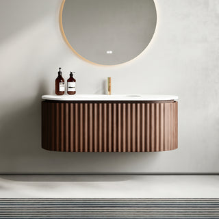 Meuble-lavabo Andorra 48 po en noyer courbé et cannelé - Comptoir blanc mat