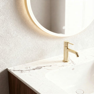 Meuble-lavabo double vasque Belfort 60 po en noyer - Plan de travail en marbre blanc de Carrare