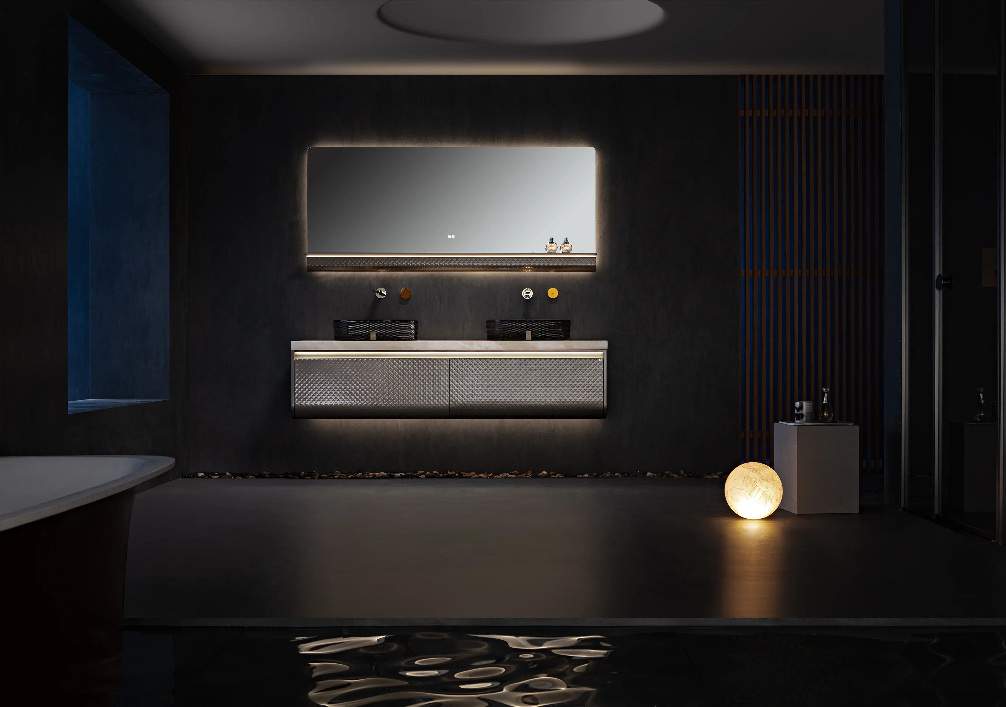 Meuble-lavabo Mural DEL 72 po Champagne avec Comptoir en Marbre Jade Blanc Royal et Double Vasques en Cristal