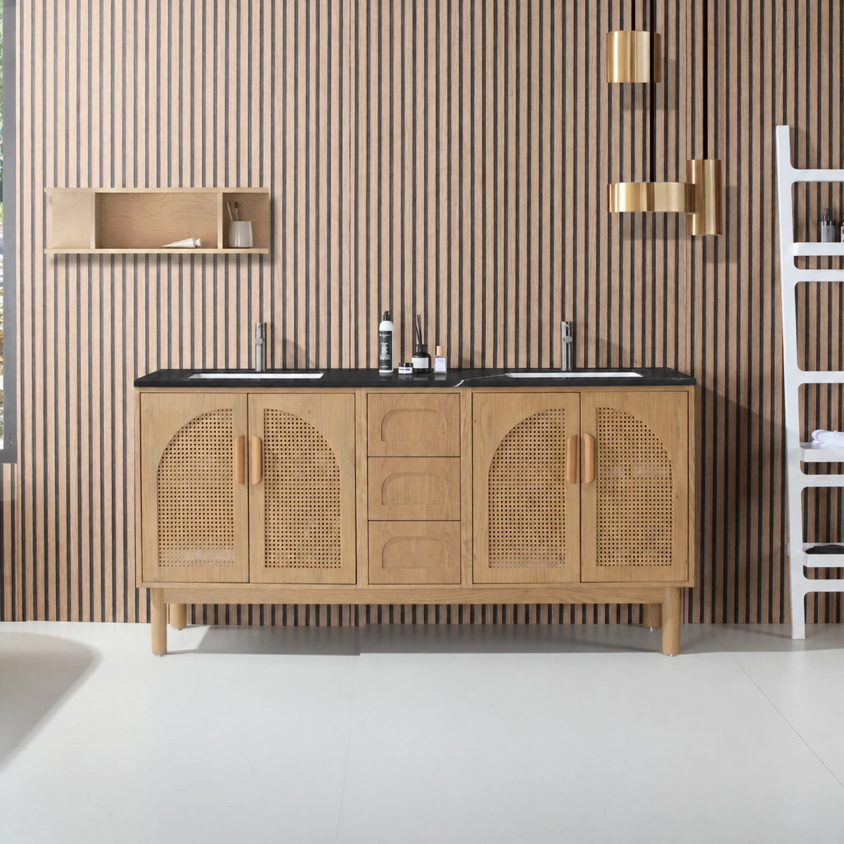 Arana Collection