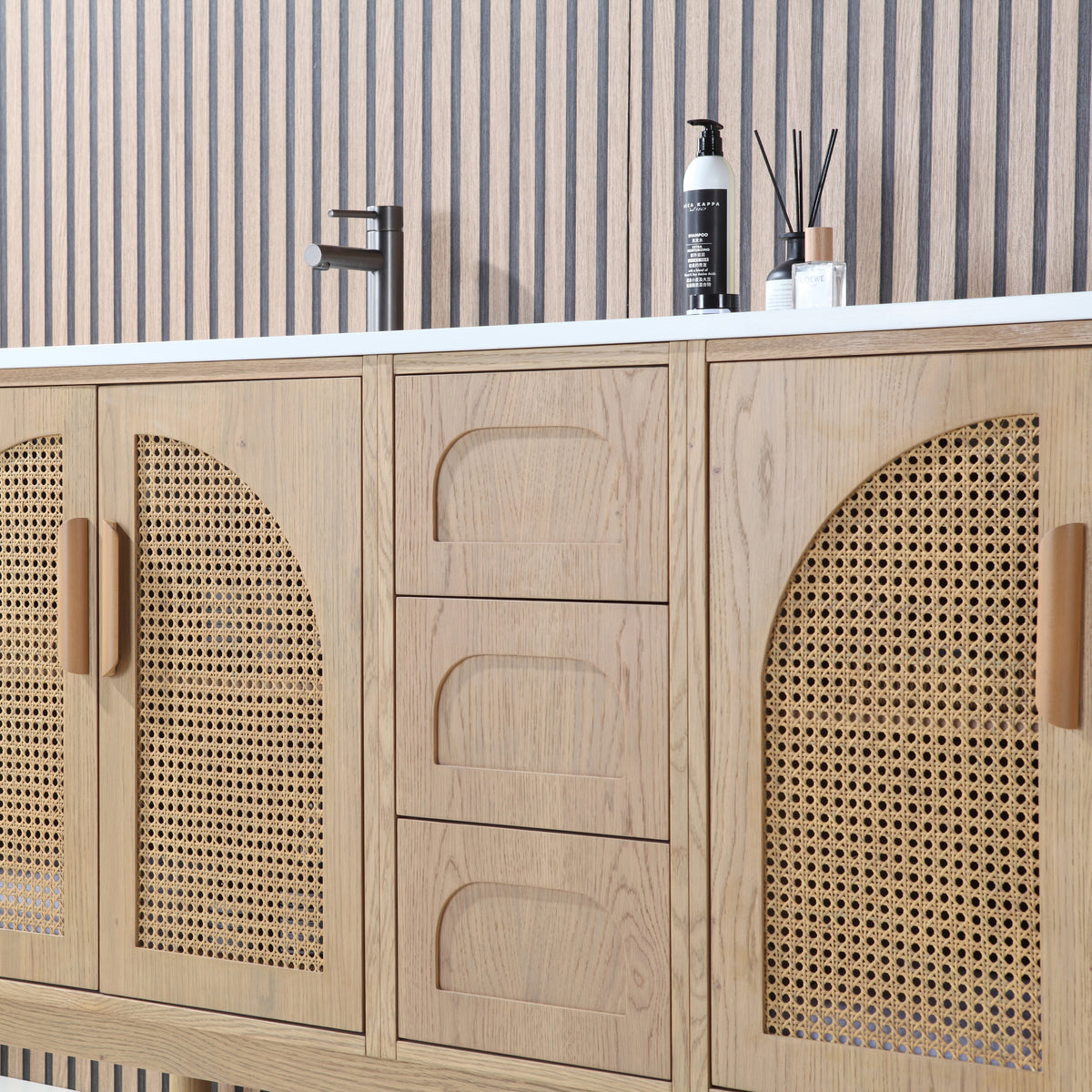Meuble-lavabo double autoportant de 72 po en chêne pacanner avec comptoir en quartz blanc pur