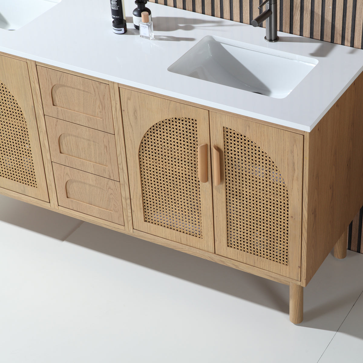 Meuble-lavabo double autoportant de 72 po en chêne pacanner avec comptoir en quartz blanc pur