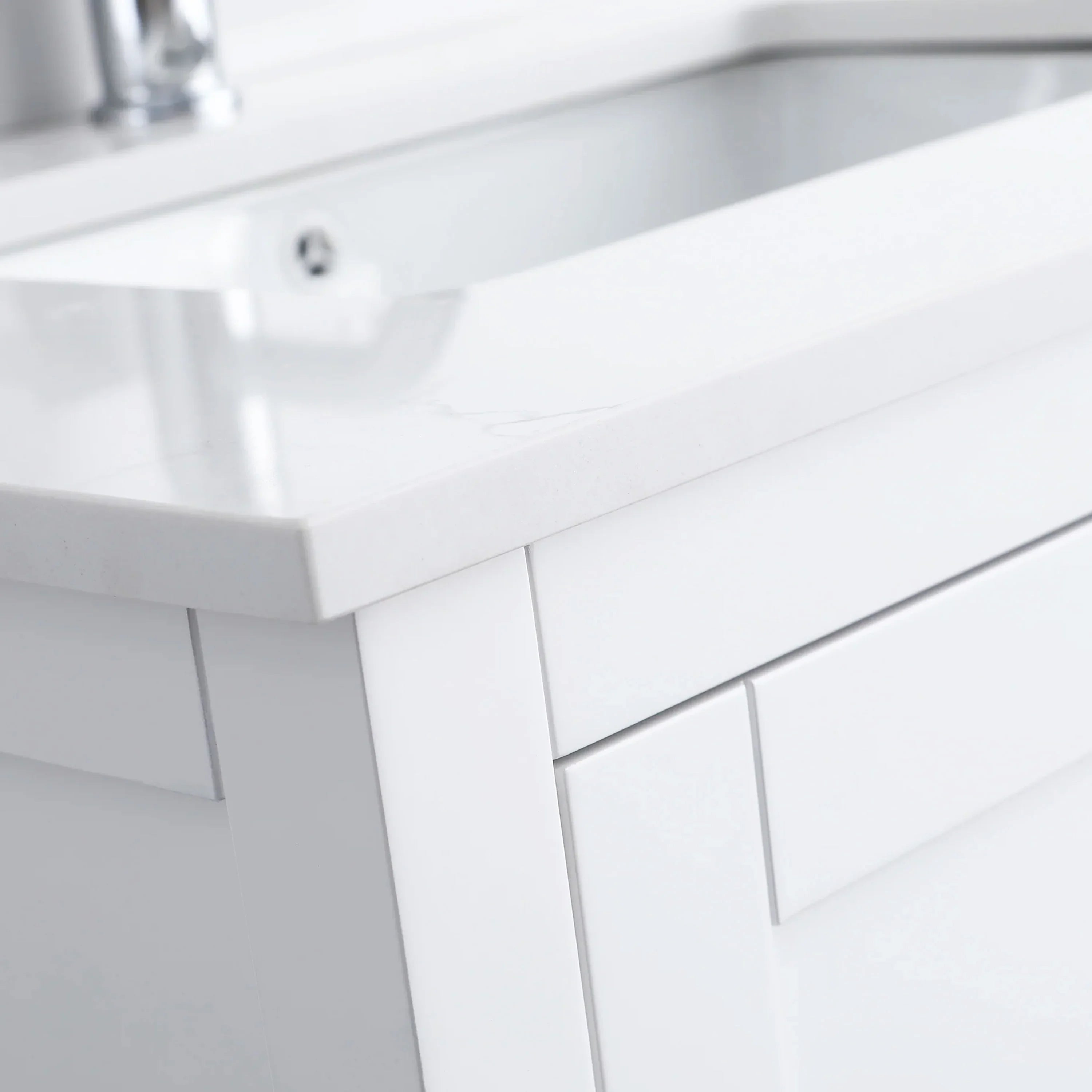 Meuble-Lavabo Autoportant 30po Blanc avec Comptoir de Polymarbre Ingénierie Calcutta