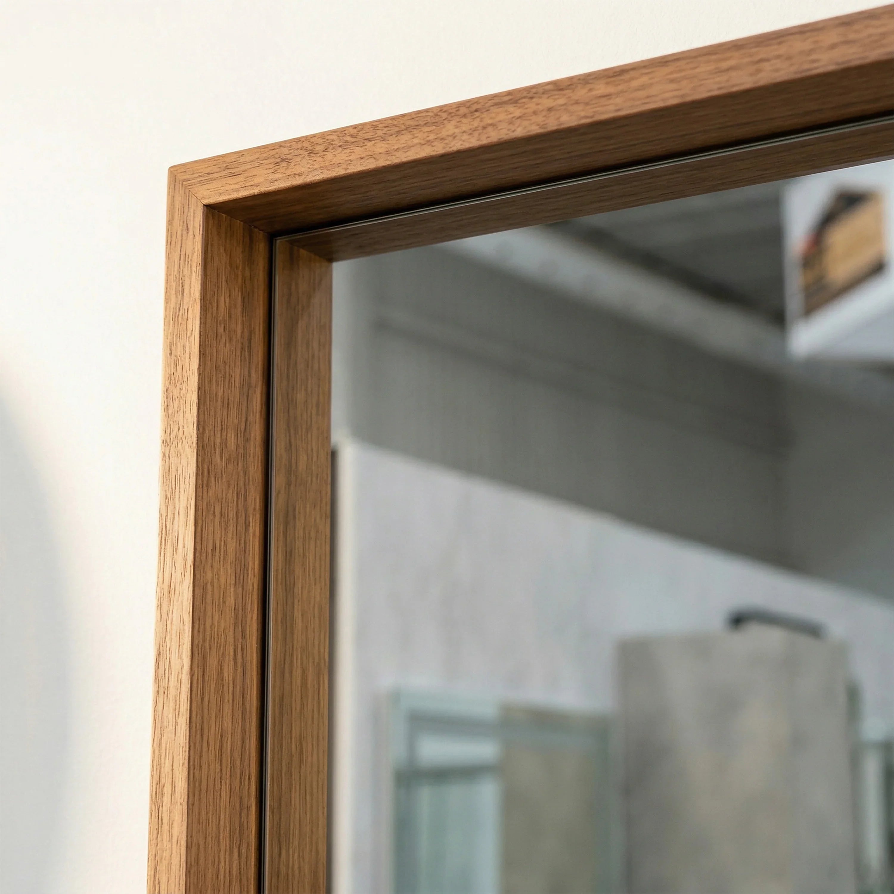 Miroir de Salle de Bain Allier 60po avec Étagère - Fini Noyer