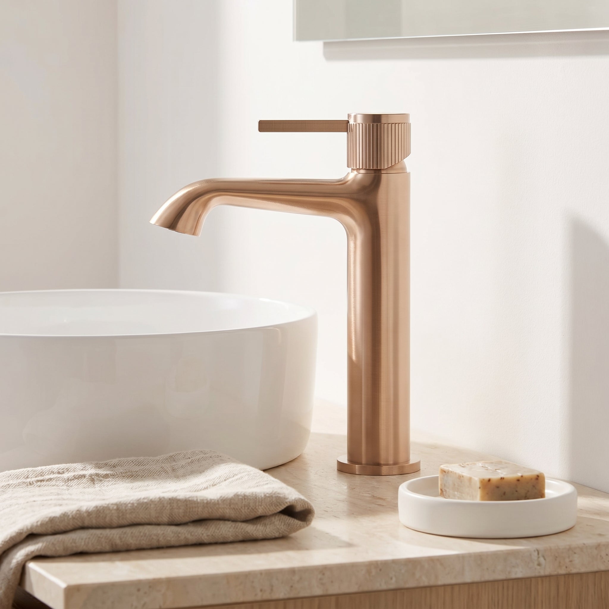Reggio Single Handle Bathroom Sink Faucet in Rose Gold