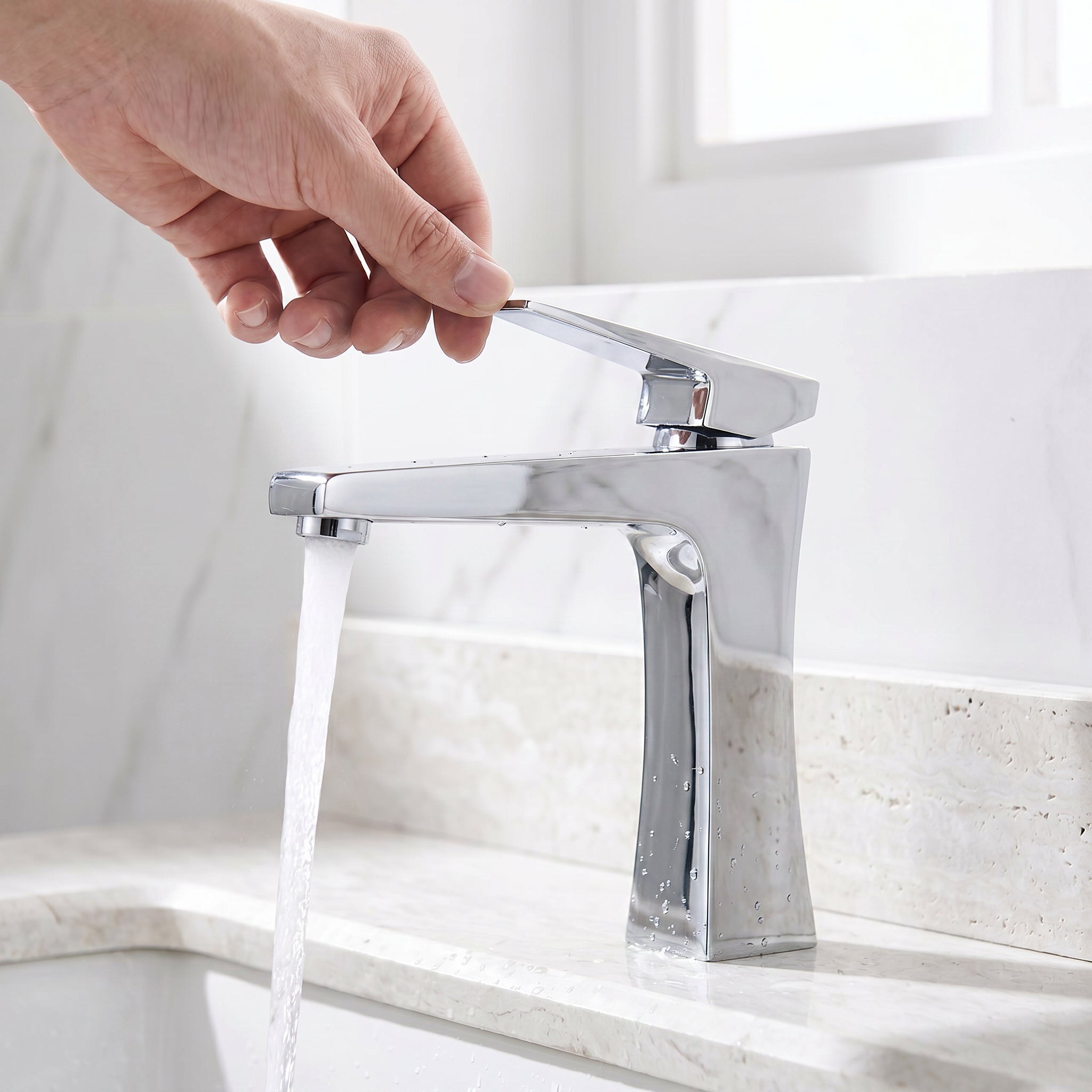 Bari Single Handle Bathroom Sink Faucet in Chrome