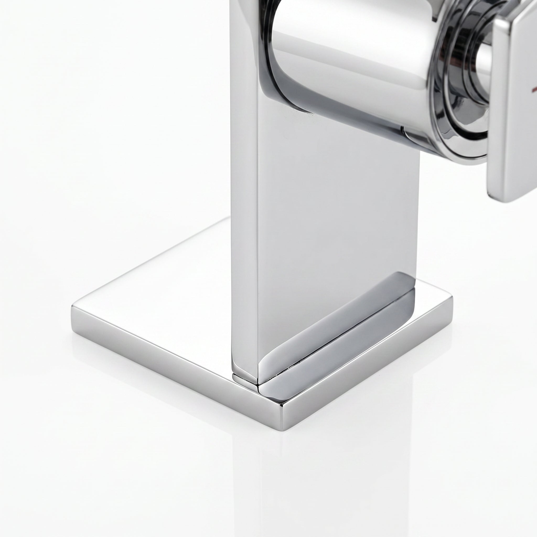Robinet de Lavabo Panama à Poignée Unique en Chrome