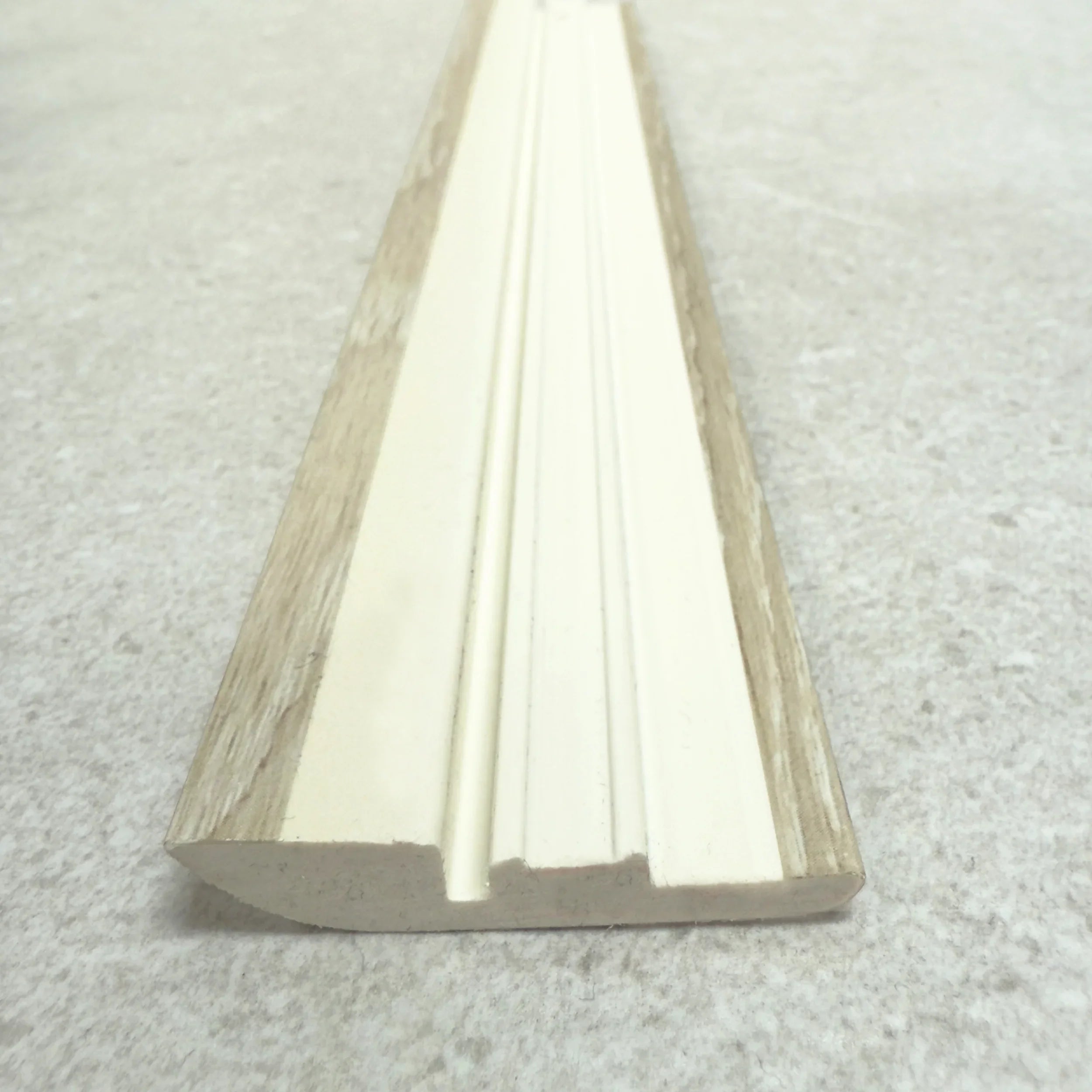 Réducteur SPC : Yorkdale - 9 mm x 45 mm x 2400 mm