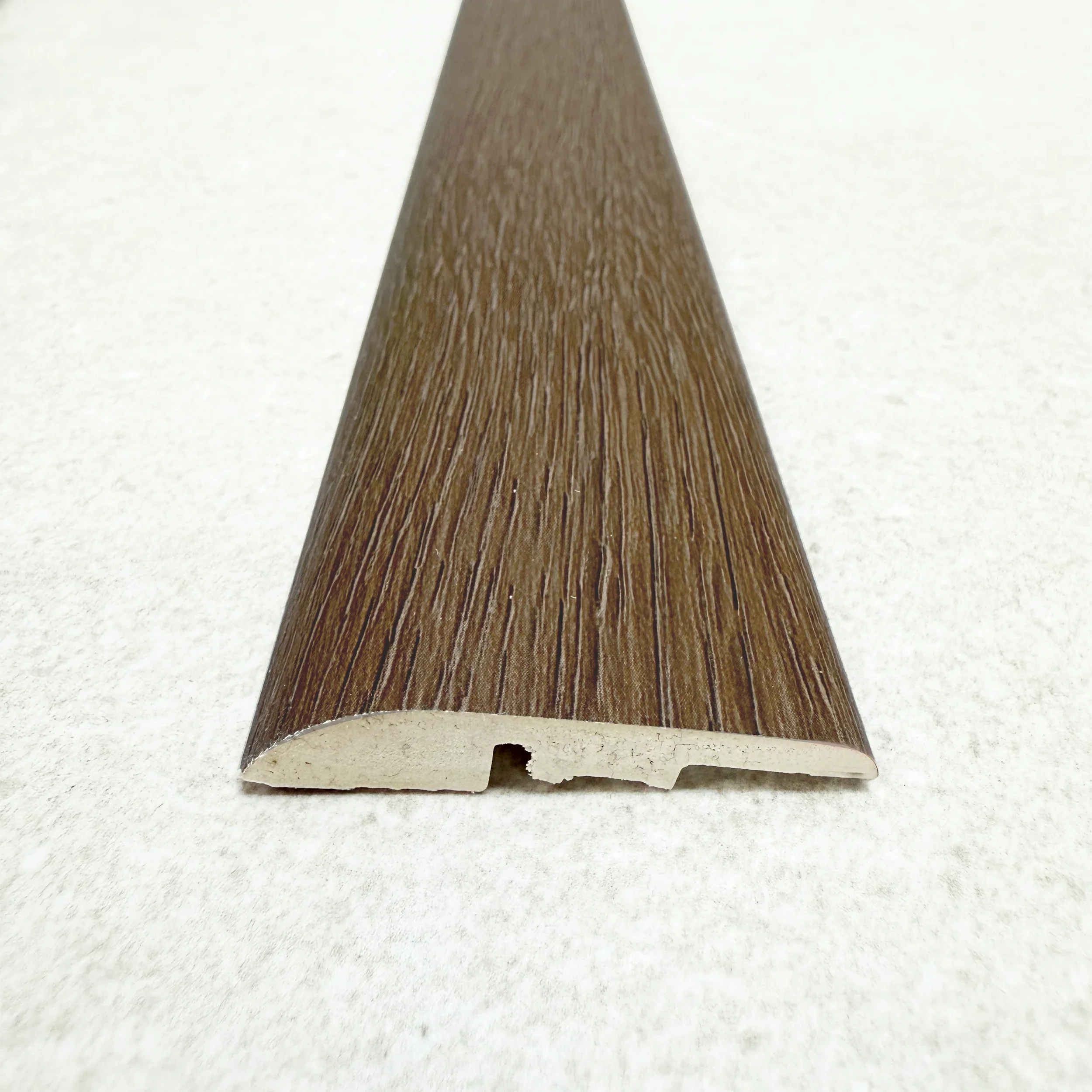 Réducteur SPC : Cachemire - 9 mm x 45 mm x 2400 mm