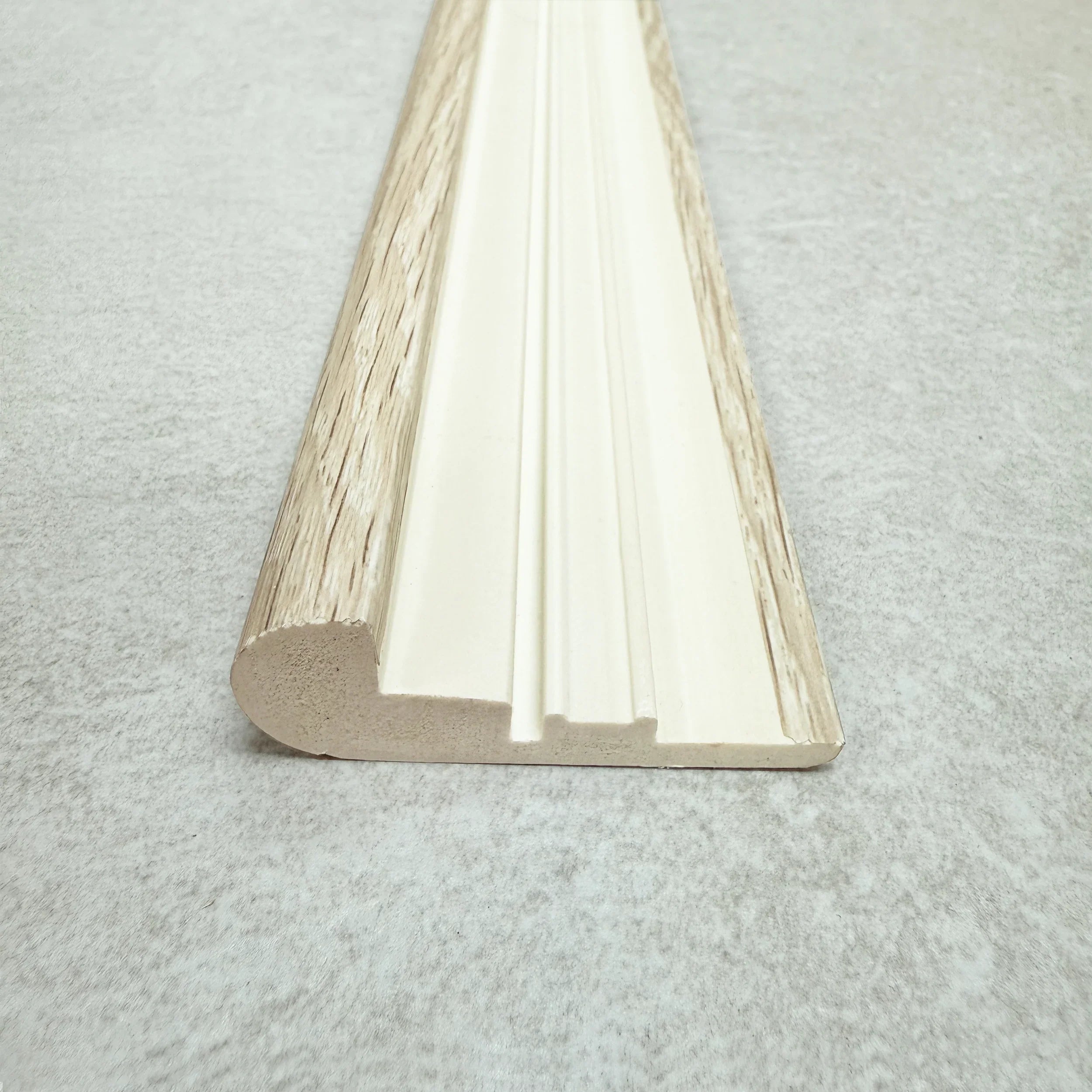 Nez de marche SPC : Yorkdale - 18 mm x 55 mm x 2 400 mm