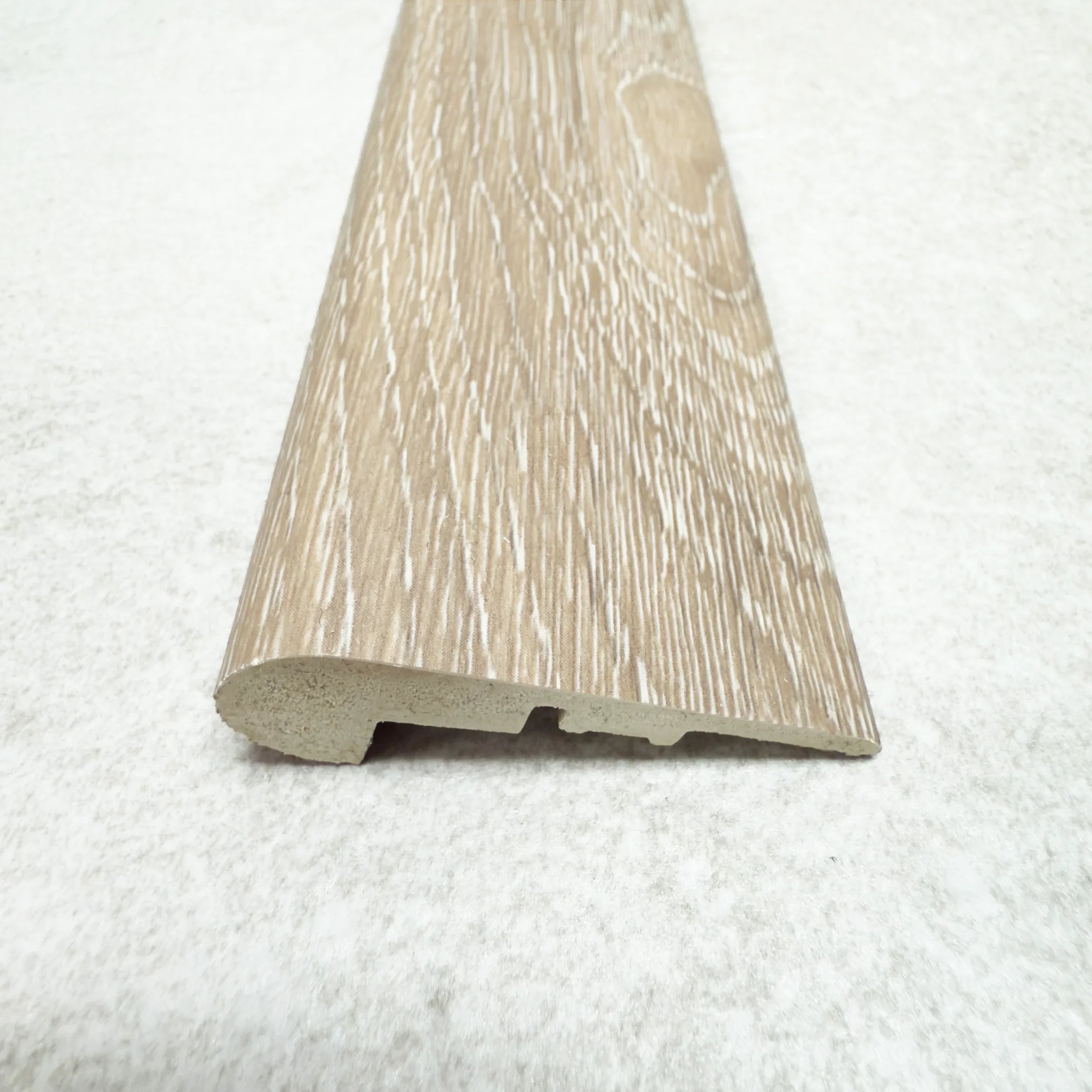 Nez de marche SPC : Newport - 18 mm x 55 mm x 2 \400 mm