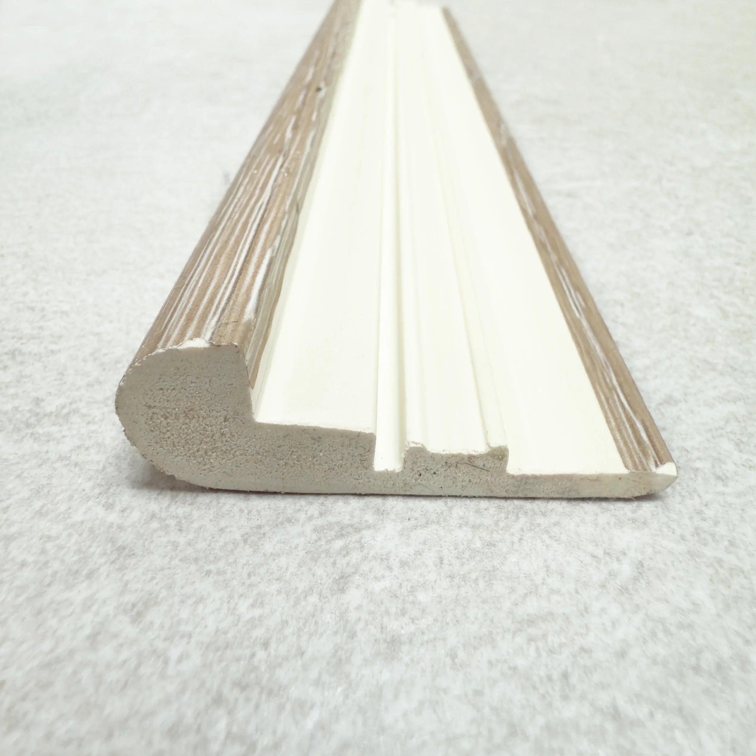 Nez de marche SPC : Newport - 18 mm x 55 mm x 2 \400 mm