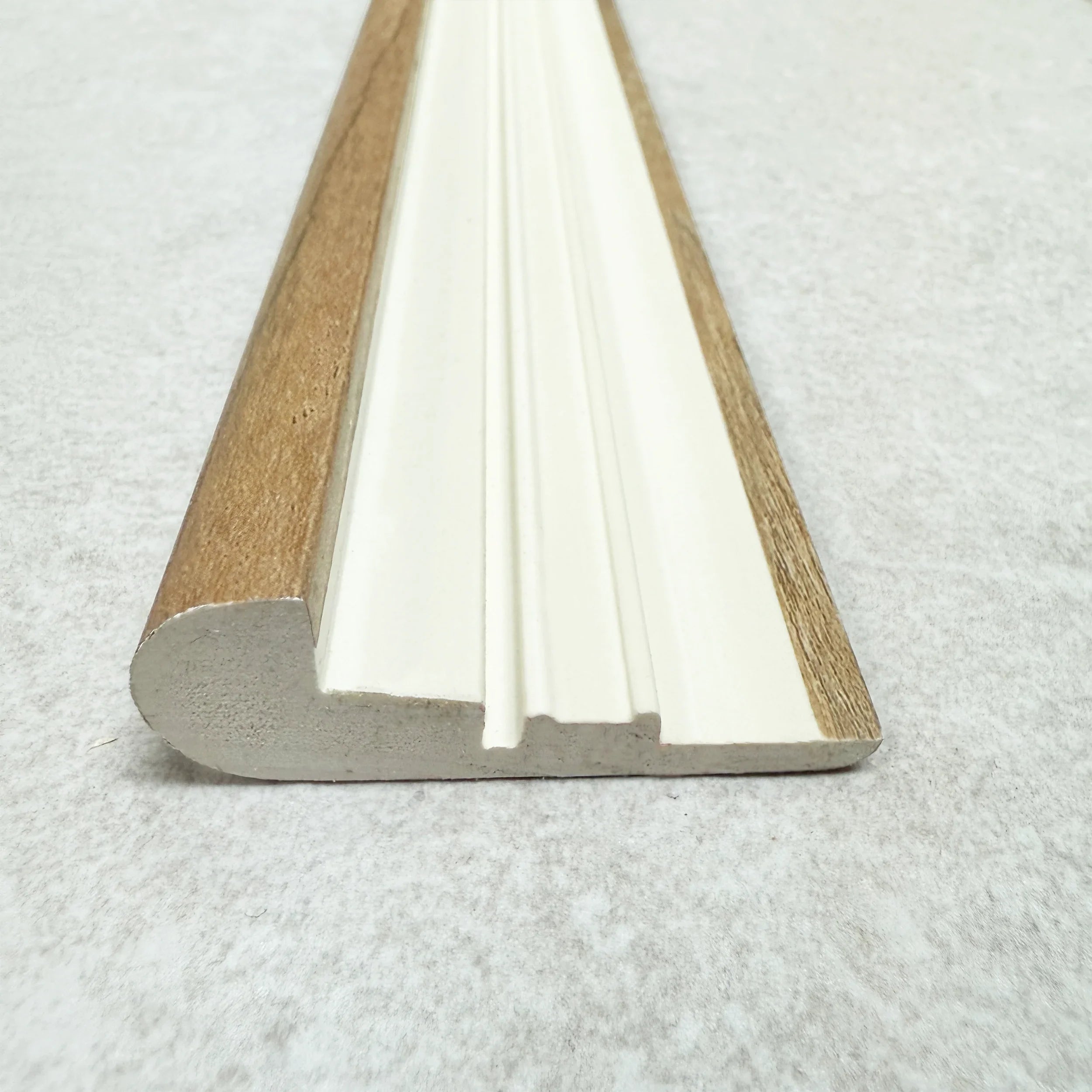 Nez de marche SPC : Hickory - 18 mm x 55 mm x 2 400 mm