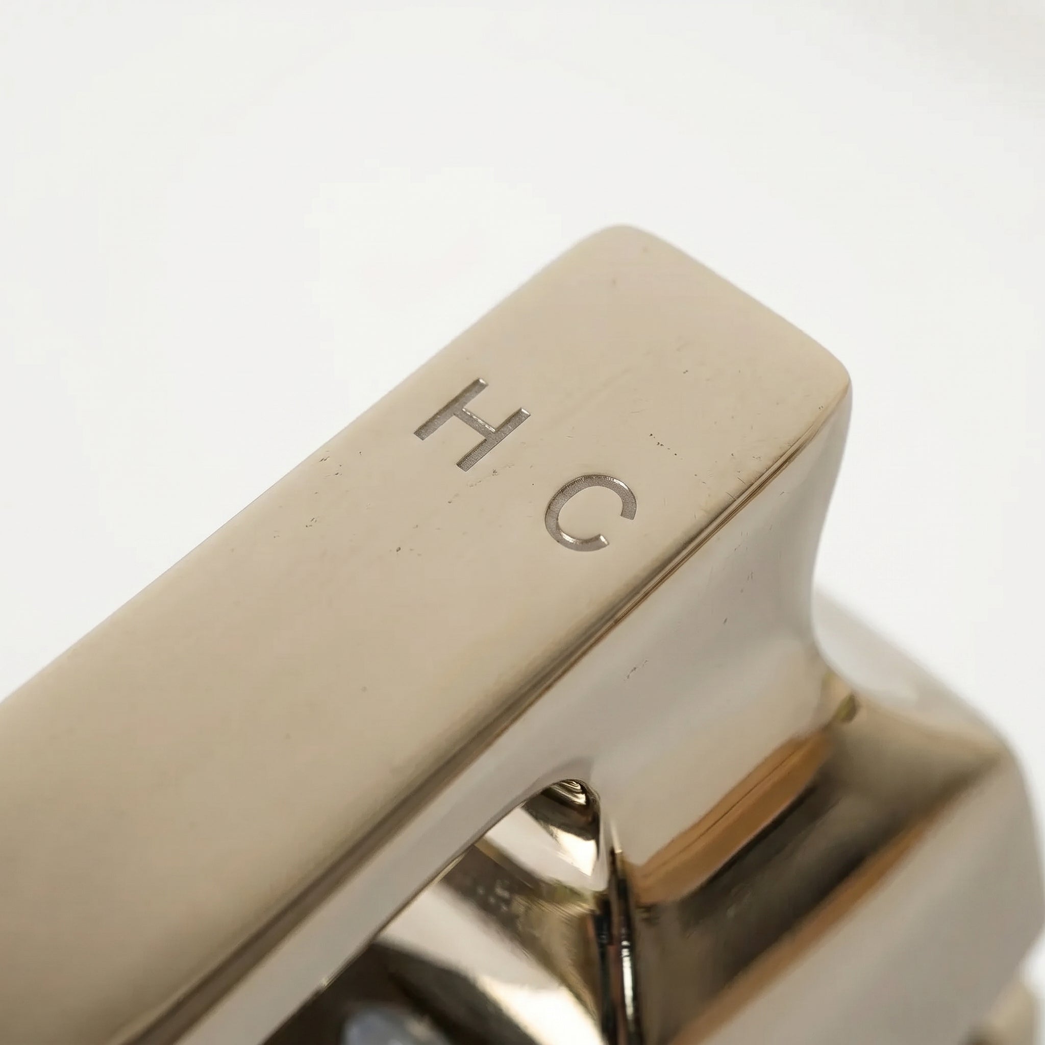 Tivoli Single Handle Bathroom Sink Faucet in Gold