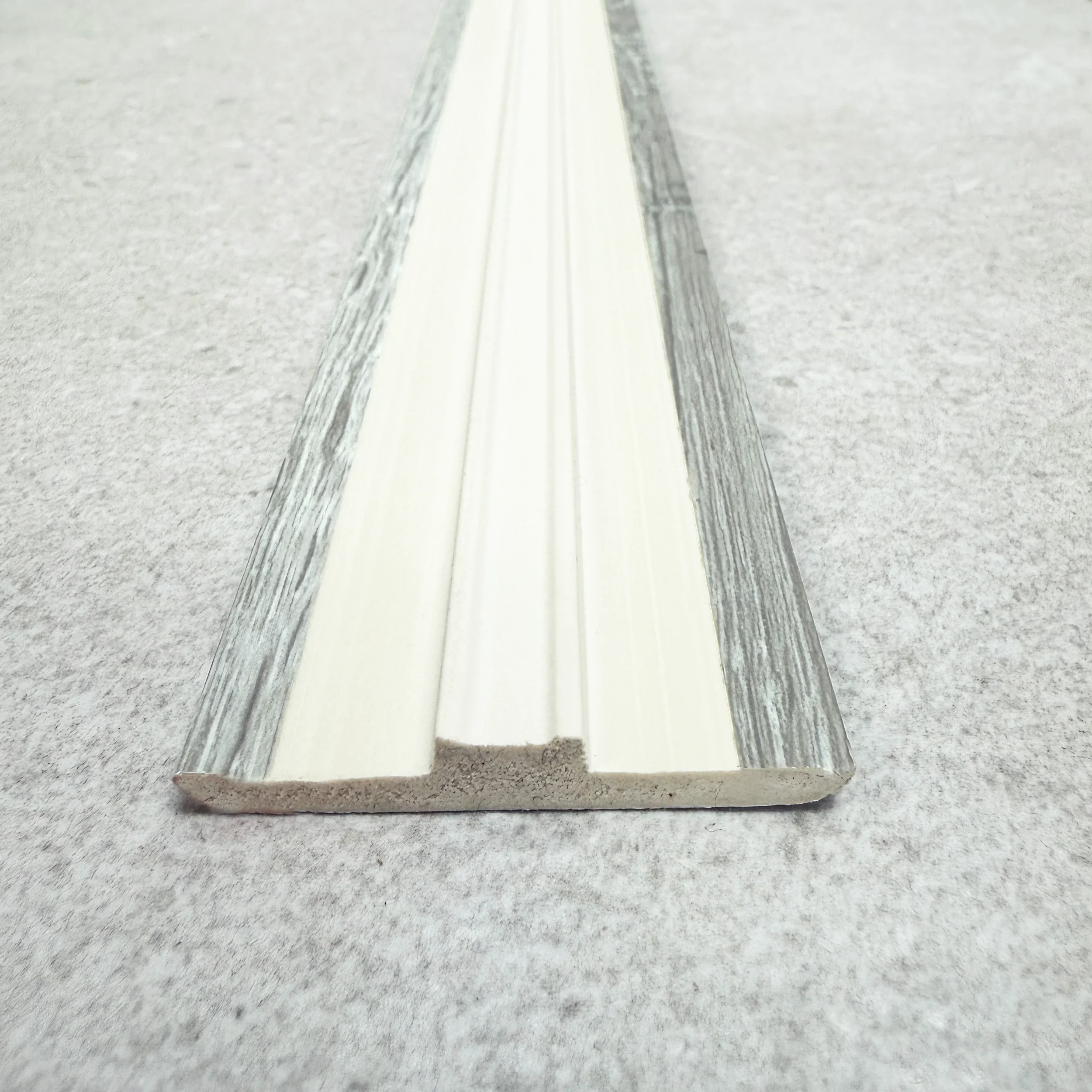 Moulure en T SPC : Chêne argenté - 7,4 mm x 45 mm x 2400 mm