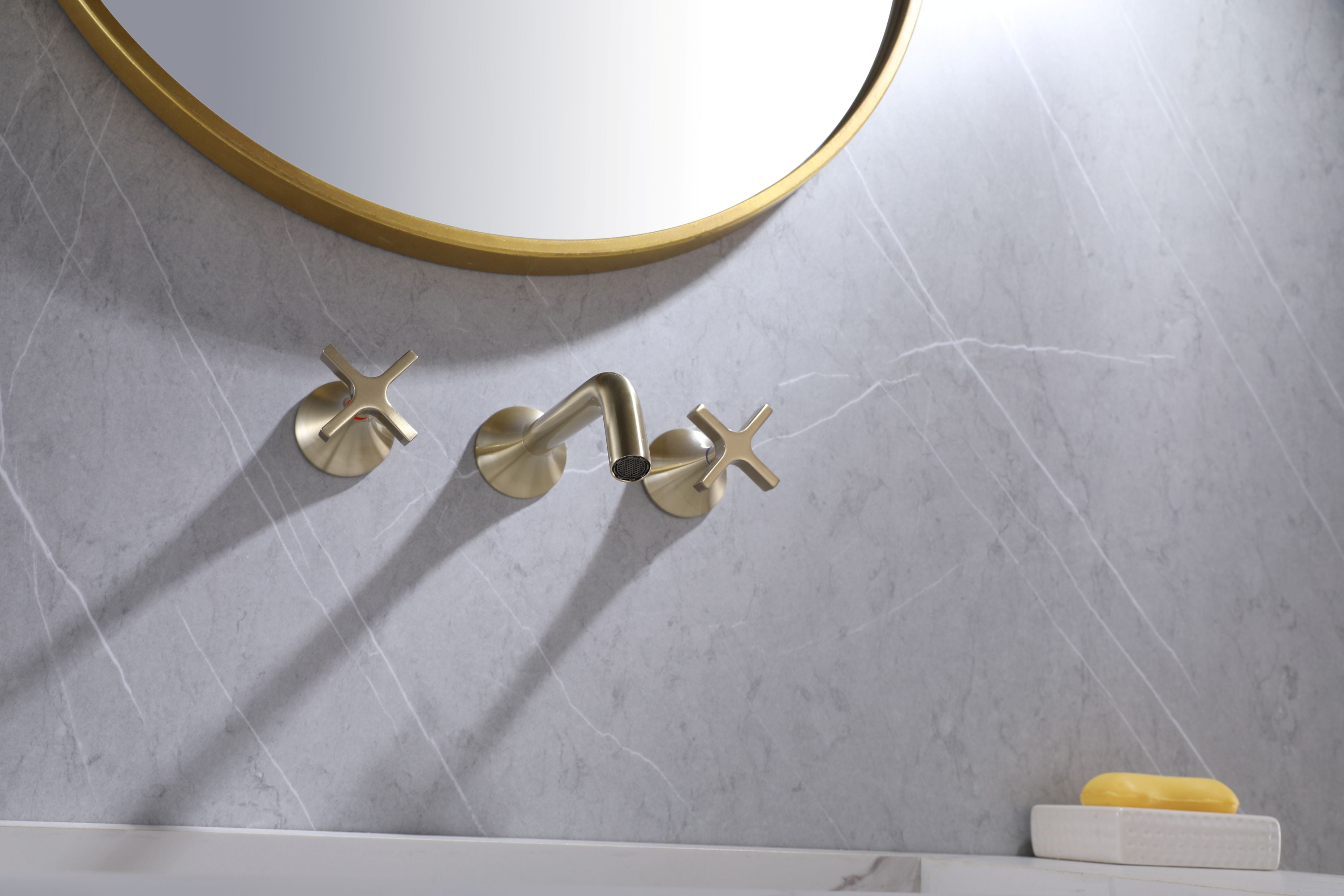 Robinet Mural Vetra pour Salle de Bain – Or Brossé 3 Trous