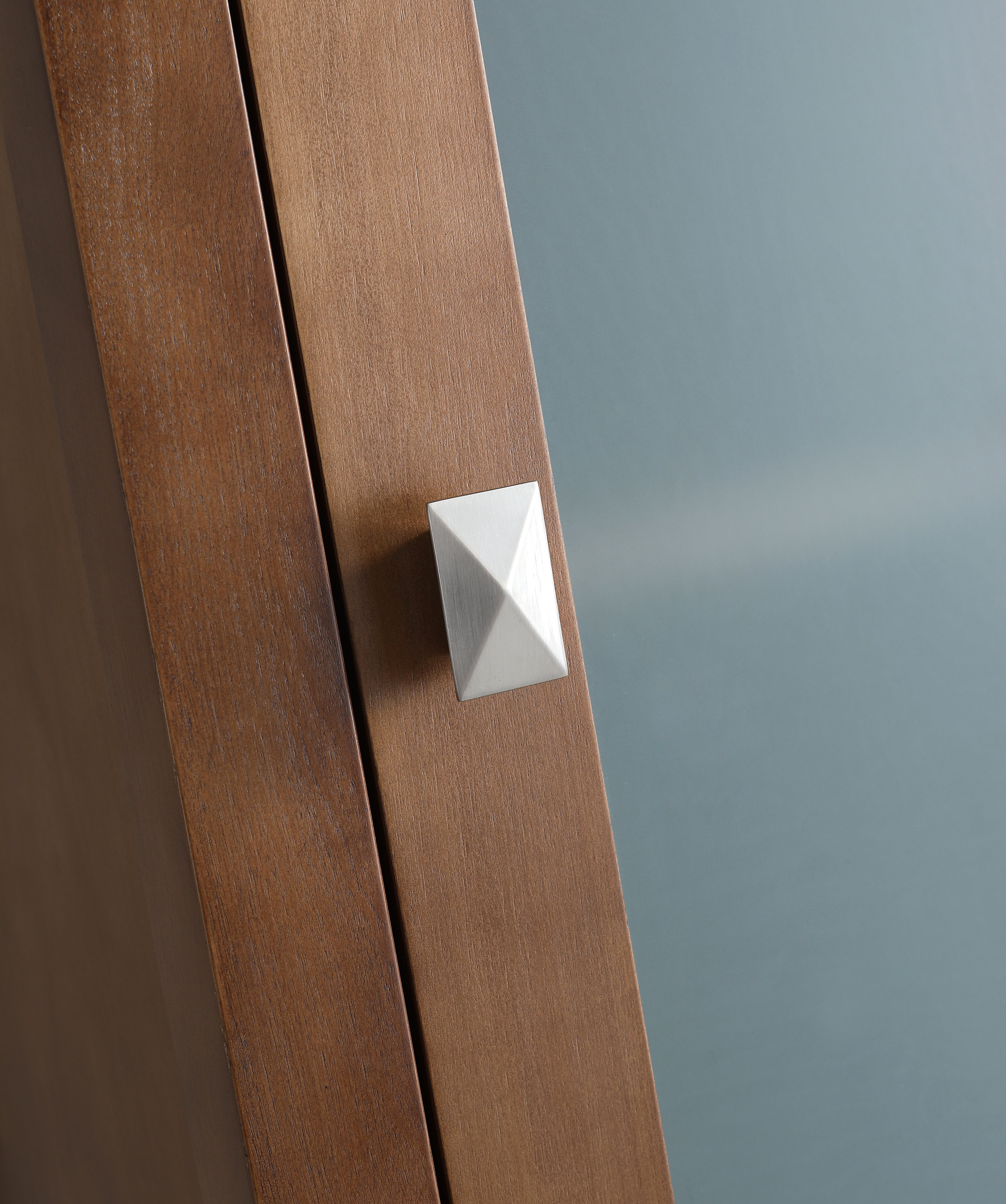 17" Walnut Freestanding Linen Cabinet with Soft-Close Doors
