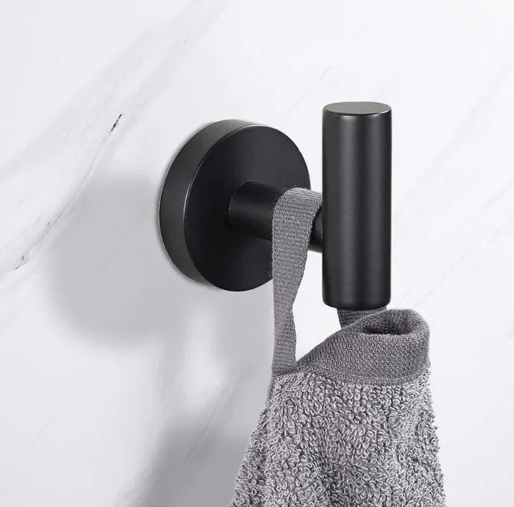 Ensemble d'accessoires de salle de bain Livadia 4 pièces en acier inoxydable noir mat