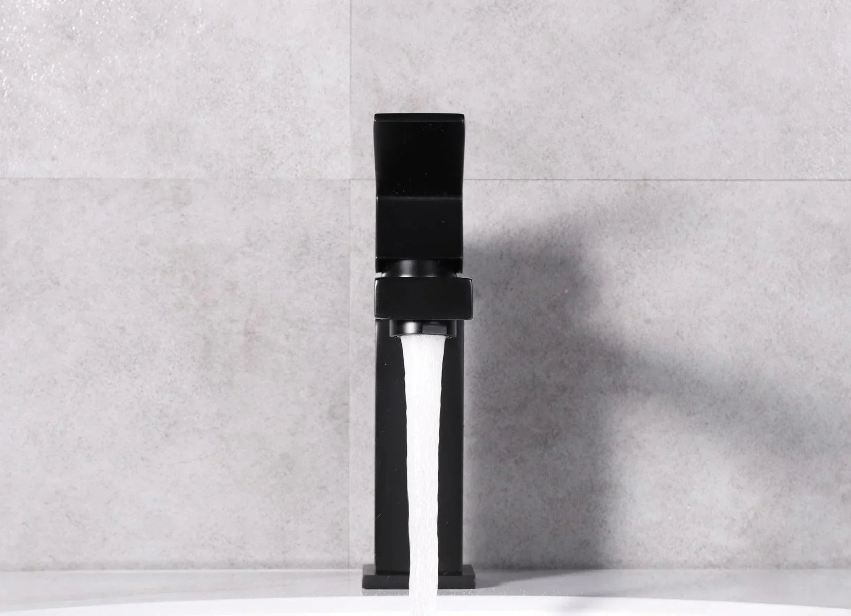 Faucet Arizona - Matte Black - Golden Elite Deco