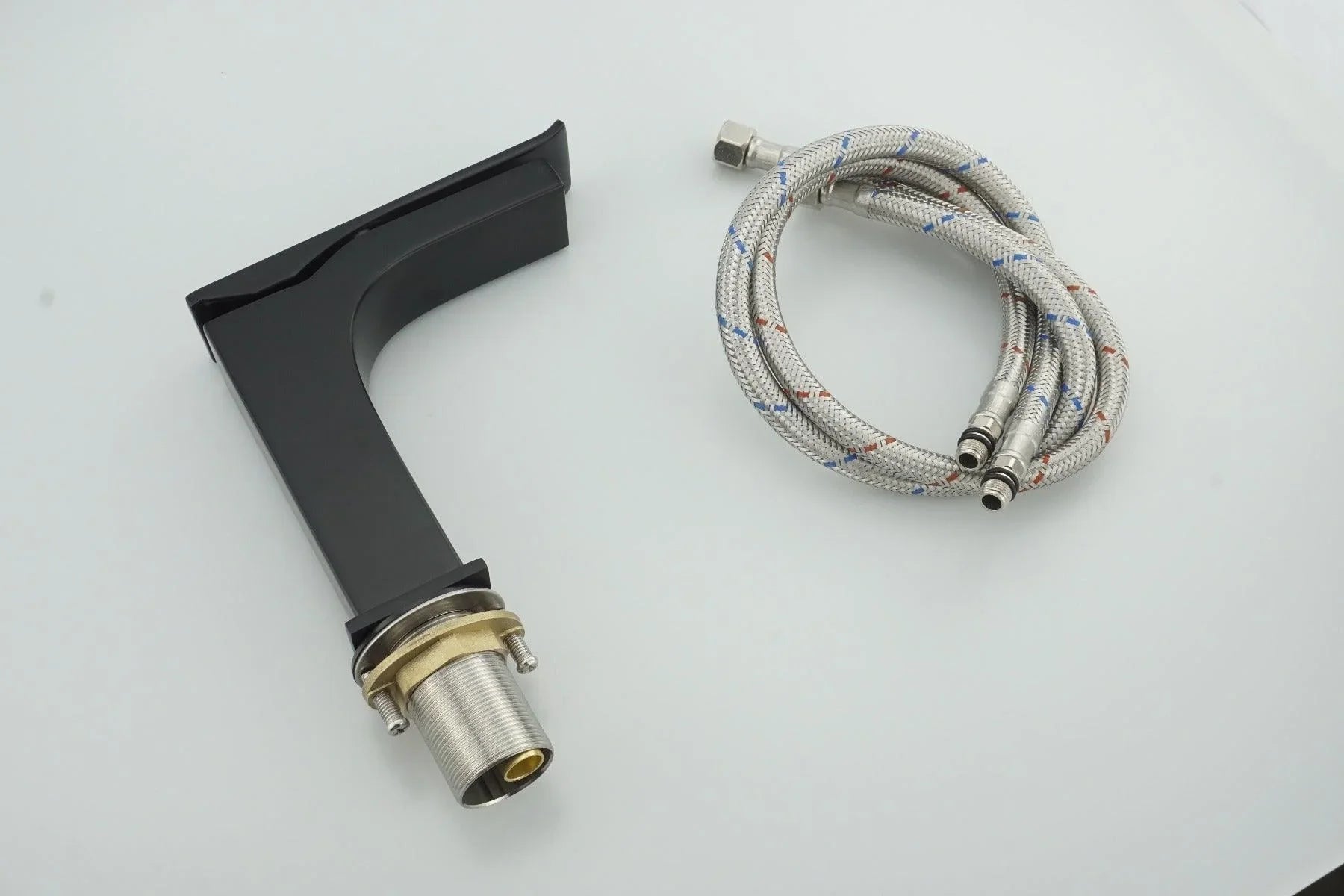 Faucet Lilia - Black - Golden Elite Deco