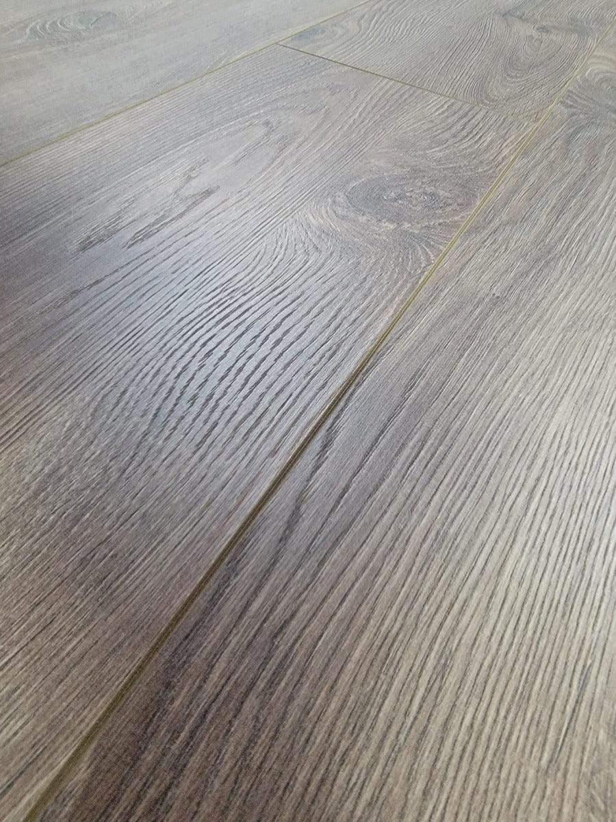 Laminate Flooring - Brown - 7.5" - Golden Elite Deco